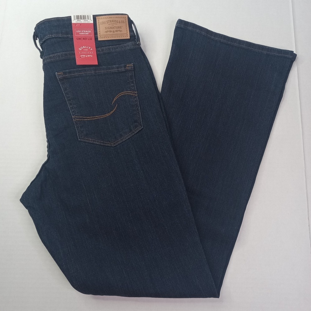 Levi Strauss Signature Mid Rise Bootcut Jeans Women's Size 12M 31x32 Blue
